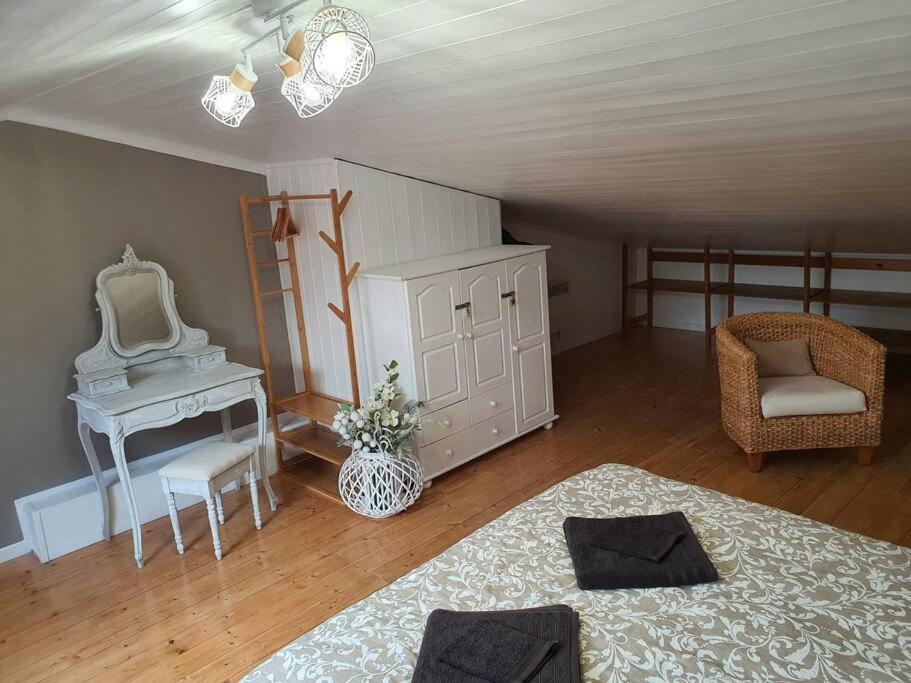 Charmante Maison 1 Avec Terrasse N'1 Holiday home